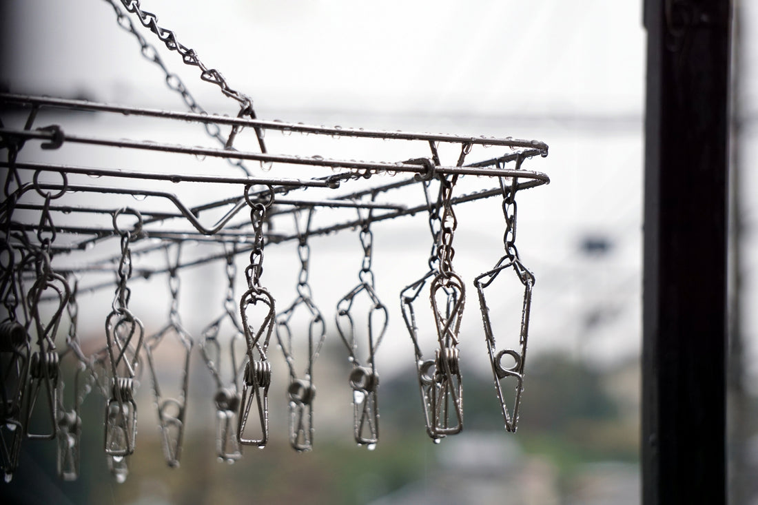 梅雨の洗濯物が乾かない!除湿機は?部屋干しでも早く乾かすコツ10選!