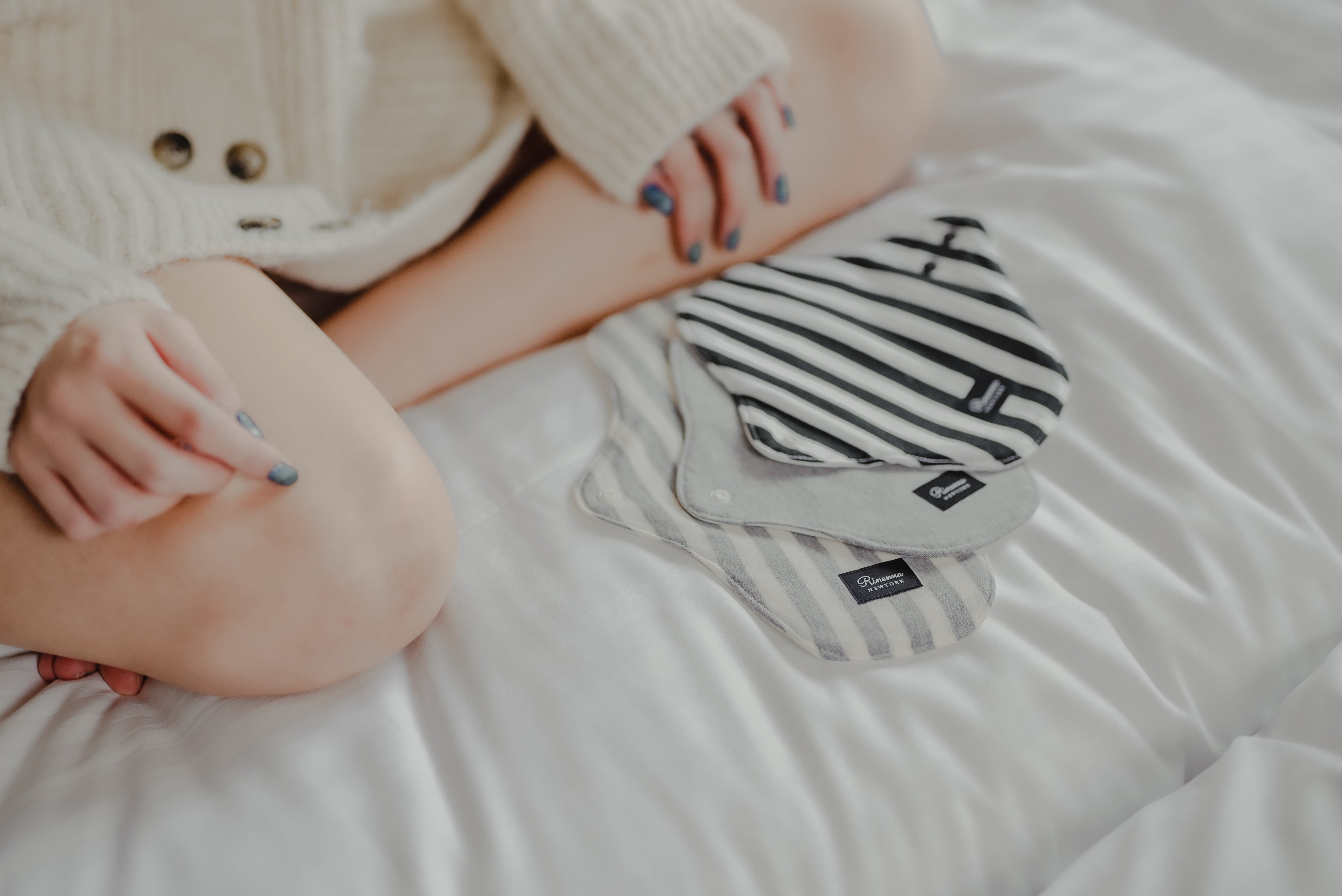 ナプキン 着衣 透け画像 布ナプキンをやめた理由は?その原因はRinennaですべて解決可能ですよ!